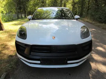 Porsche Macan GTS Sport-Chrono Panoramadach Sports seats