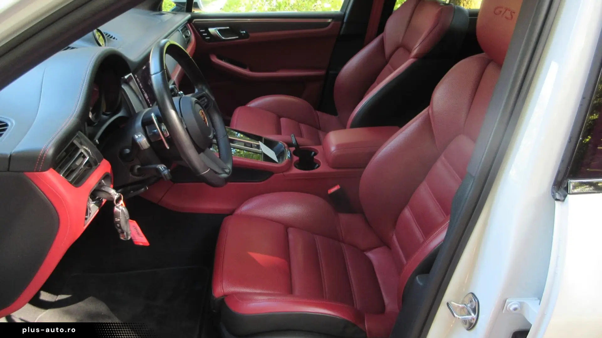 Porsche Macan GTS Sport-Chrono Panoramadach Sports seats