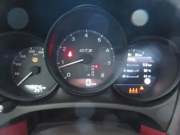 Porsche Macan GTS Sport-Chrono Panoramadach Sports seats