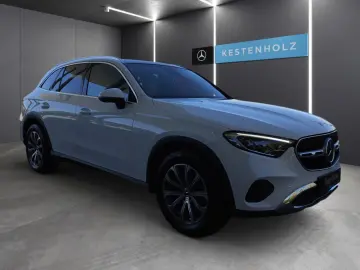 MERCEDES-BENZ GLC 220 d 4Matic AHK PANO 360  BURMESTER