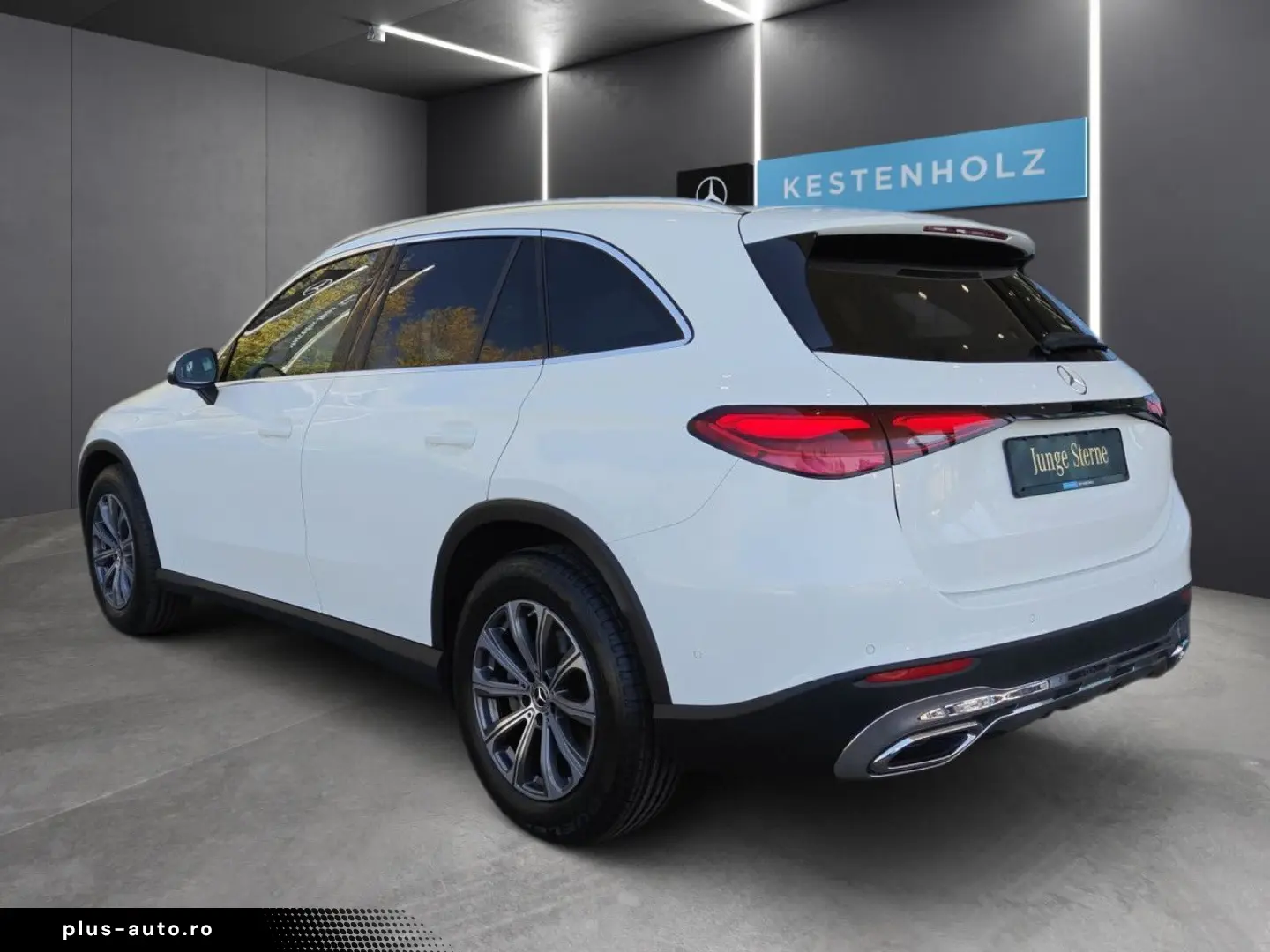 MERCEDES-BENZ GLC 220 d 4Matic AHK PANO 360  BURMESTER