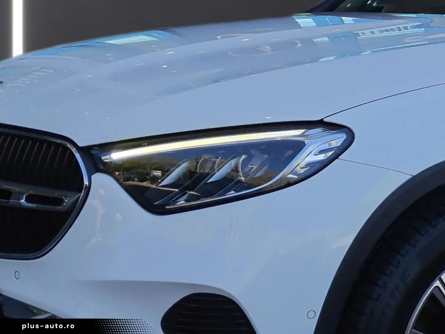 MERCEDES-BENZ GLC 220 d 4Matic AHK PANO 360  BURMESTER