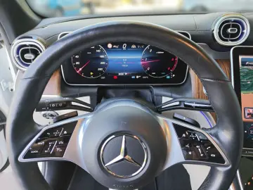 MERCEDES-BENZ GLC 220 d 4Matic AHK PANO 360  BURMESTER