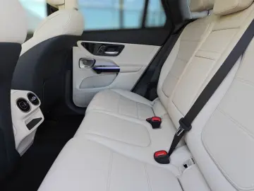 MERCEDES-BENZ GLC 220 d 4Matic AHK PANO 360  BURMESTER
