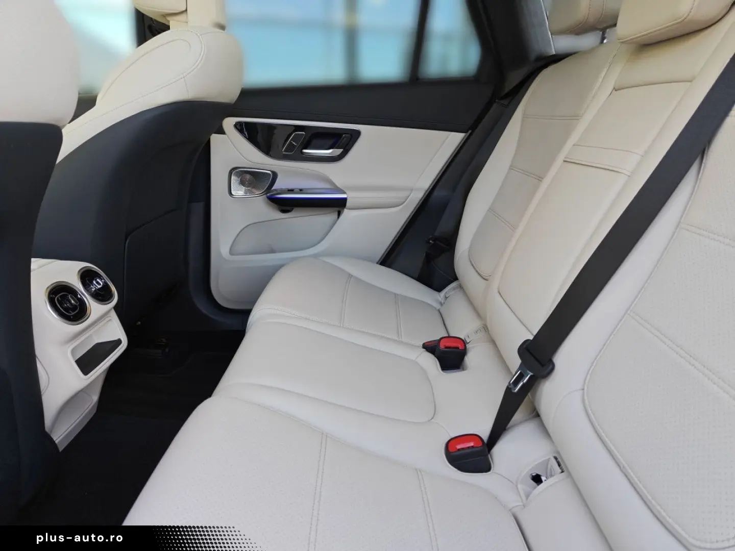 MERCEDES-BENZ GLC 220 d 4Matic AHK PANO 360  BURMESTER