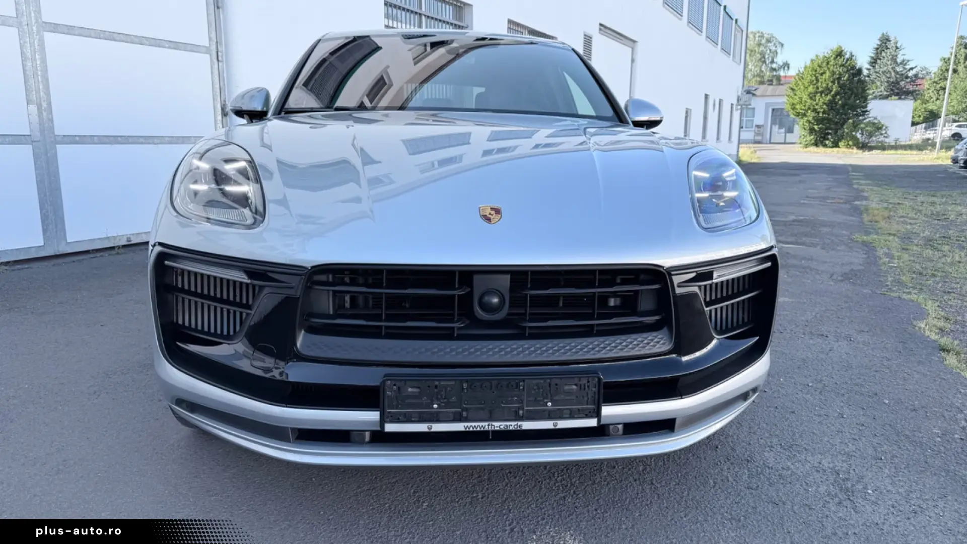 Porsche Macan GTS Pano Chrono SAGA Approved Air