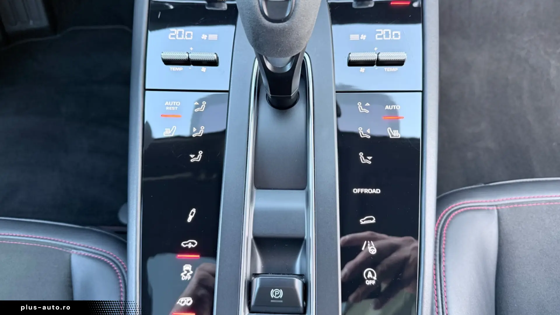 Porsche Macan GTS Pano Chrono SAGA Approved Air