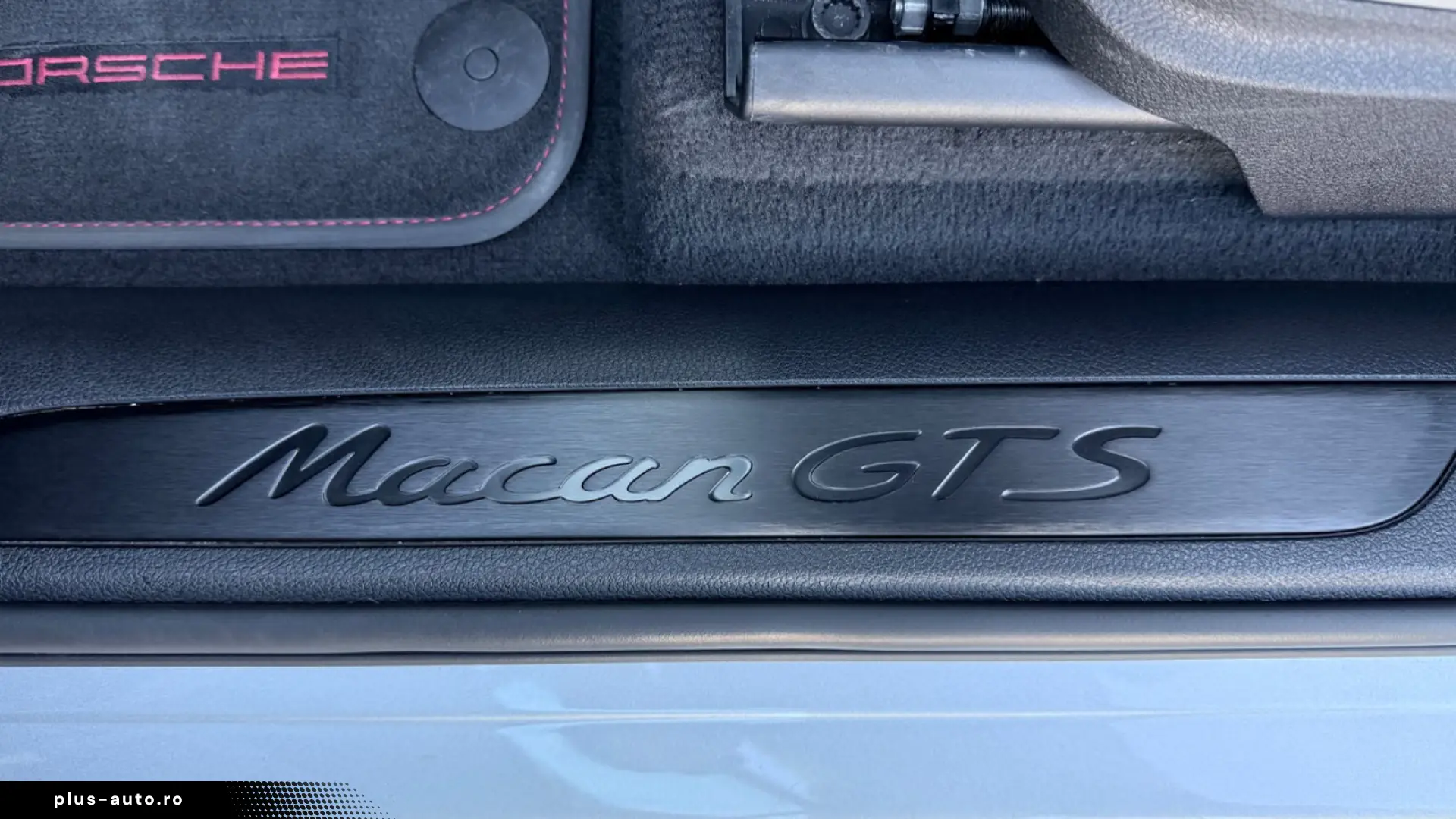 Porsche Macan GTS Pano Chrono SAGA Approved Air