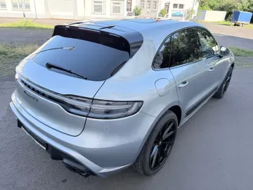 Porsche Macan GTS Pano Chrono SAGA Approved Air