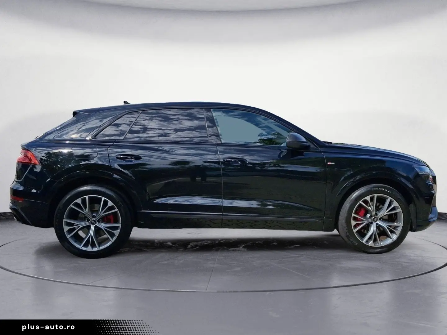 AUDI Q8 55 TFSI quattro tiptronic