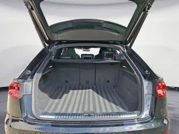 AUDI Q8 55 TFSI quattro tiptronic