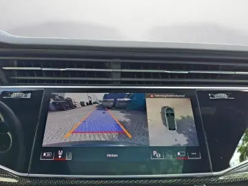 AUDI Q8 55 TFSI quattro tiptronic