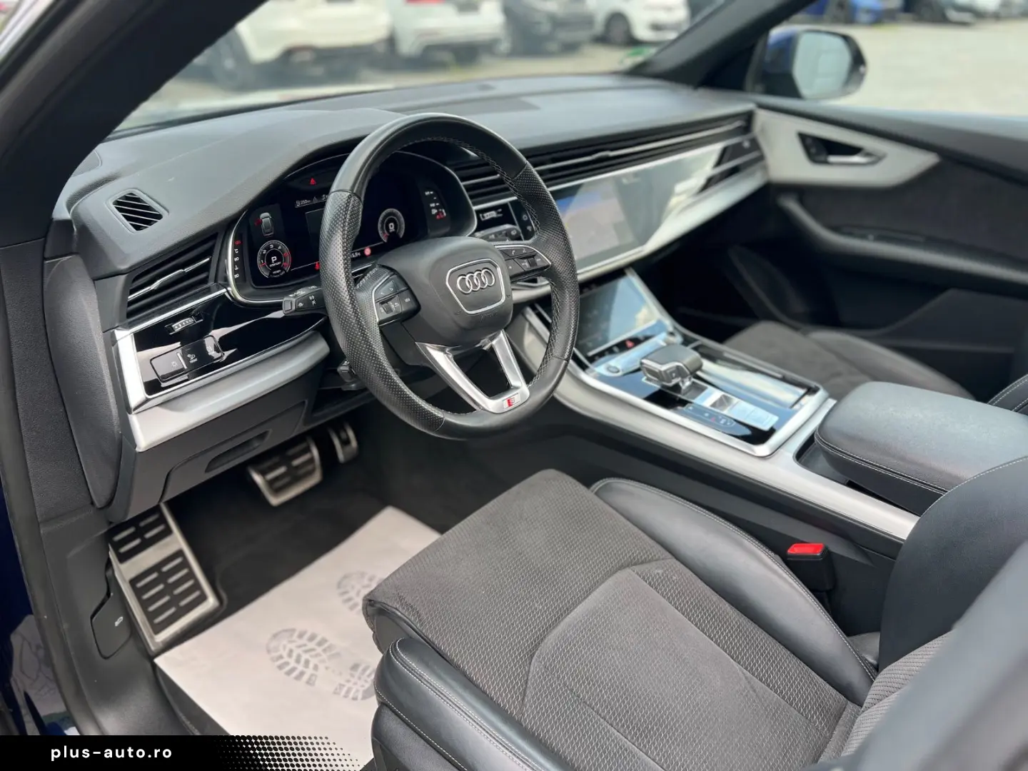 AUDI Q8 50 TDI quattro S-LINE  Panorama SOFT-CLOSE