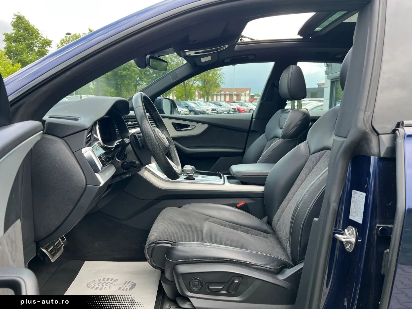 AUDI Q8 50 TDI quattro S-LINE  Panorama SOFT-CLOSE