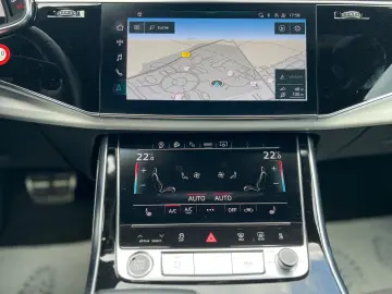 AUDI Q8 50 TDI quattro S-LINE  Panorama SOFT-CLOSE
