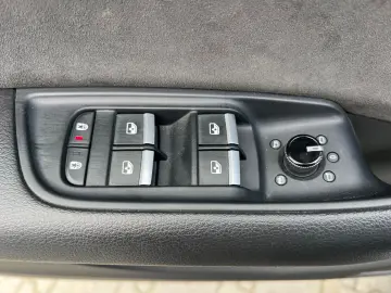 AUDI Q8 50 TDI quattro S-LINE  Panorama SOFT-CLOSE