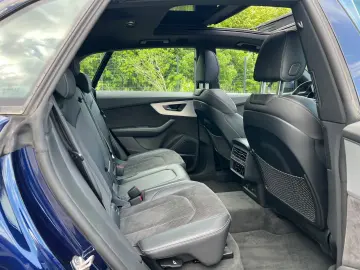 AUDI Q8 50 TDI quattro S-LINE  Panorama SOFT-CLOSE