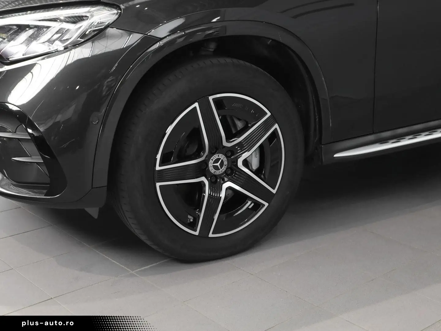 MERCEDES-BENZ GLC 300 e 4M AMG Night Burmester Ambiente LED