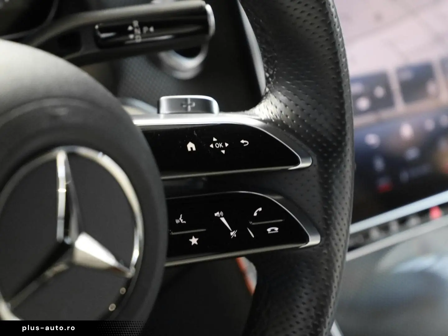 MERCEDES-BENZ GLC 300 e 4M AMG Night Burmester Ambiente LED