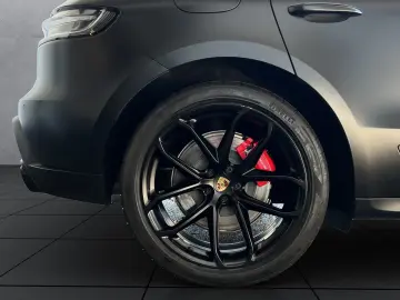 Porsche Macan GTS Sport-Chrono PANO AHK LUFT