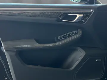 Porsche Macan GTS Sport-Chrono PANO AHK LUFT