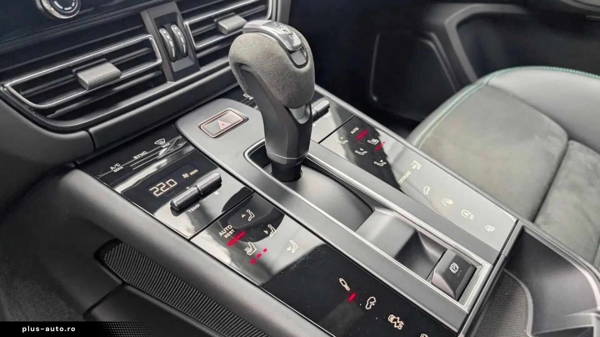 Porsche Macan GTS  PANO  18-WAY  PDLS   BURMESTER  PTV