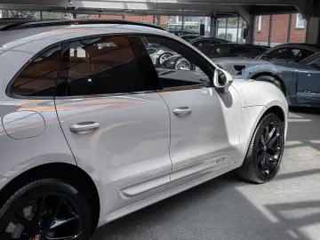 Porsche Macan GTS Approved 2028 Pano