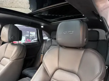 Porsche Macan GTS Approved 2028 Pano