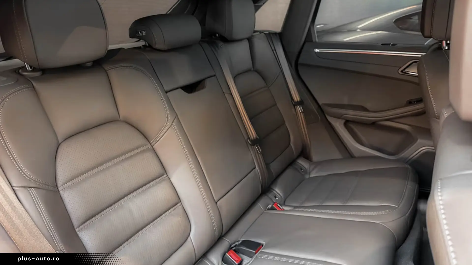 Porsche Macan GTS Approved 2028 Pano