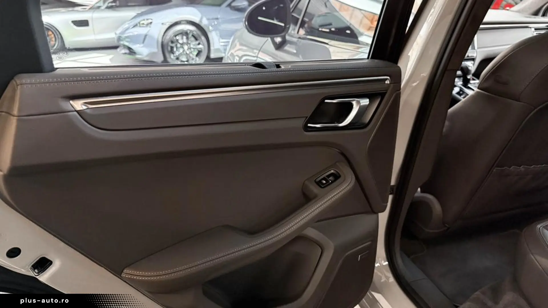 Porsche Macan GTS Approved 2028 Pano