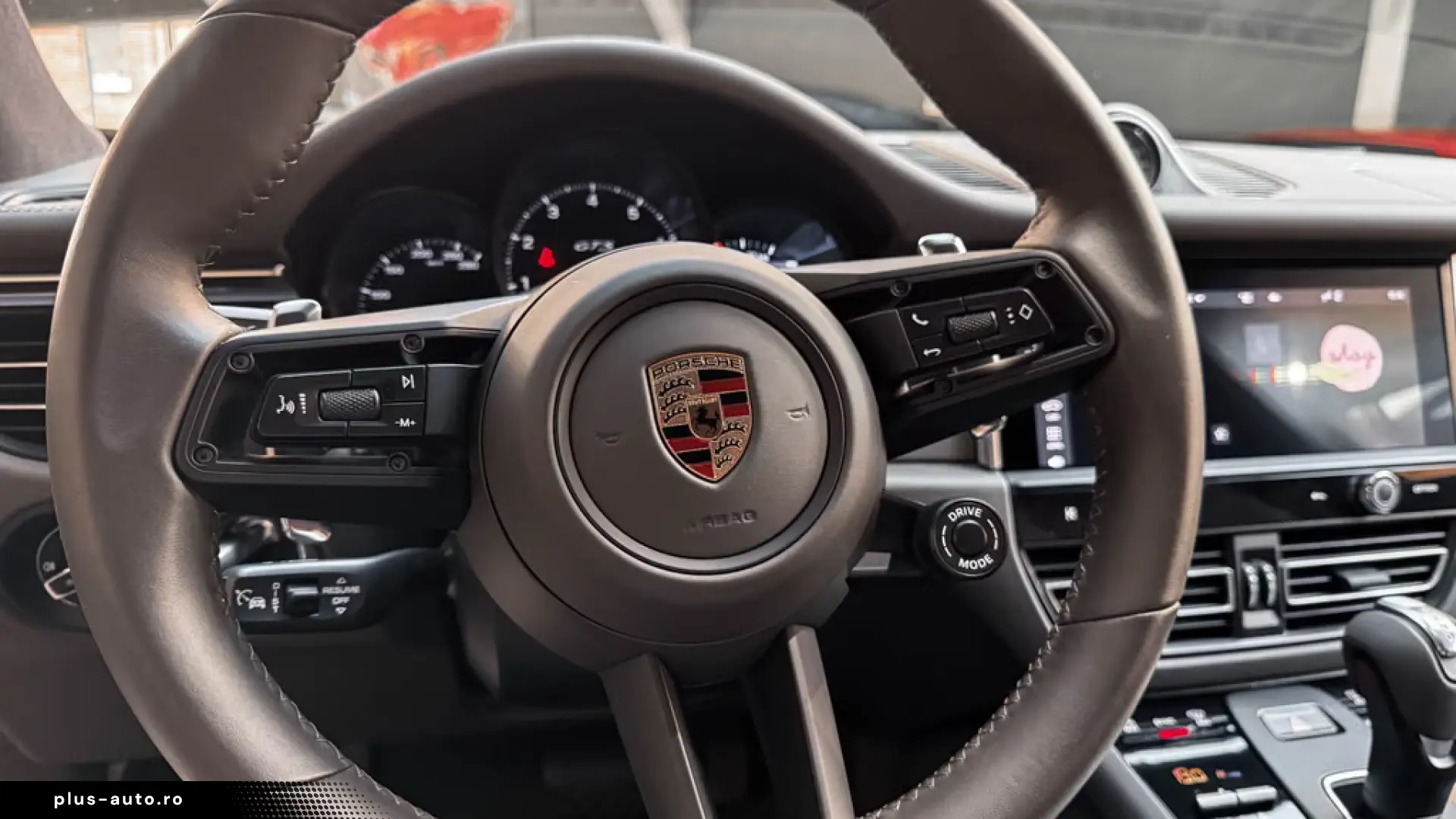Porsche Macan GTS Approved 2028 Pano