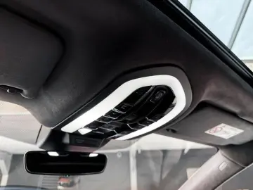 Porsche Macan GTS Approved 2028 Pano