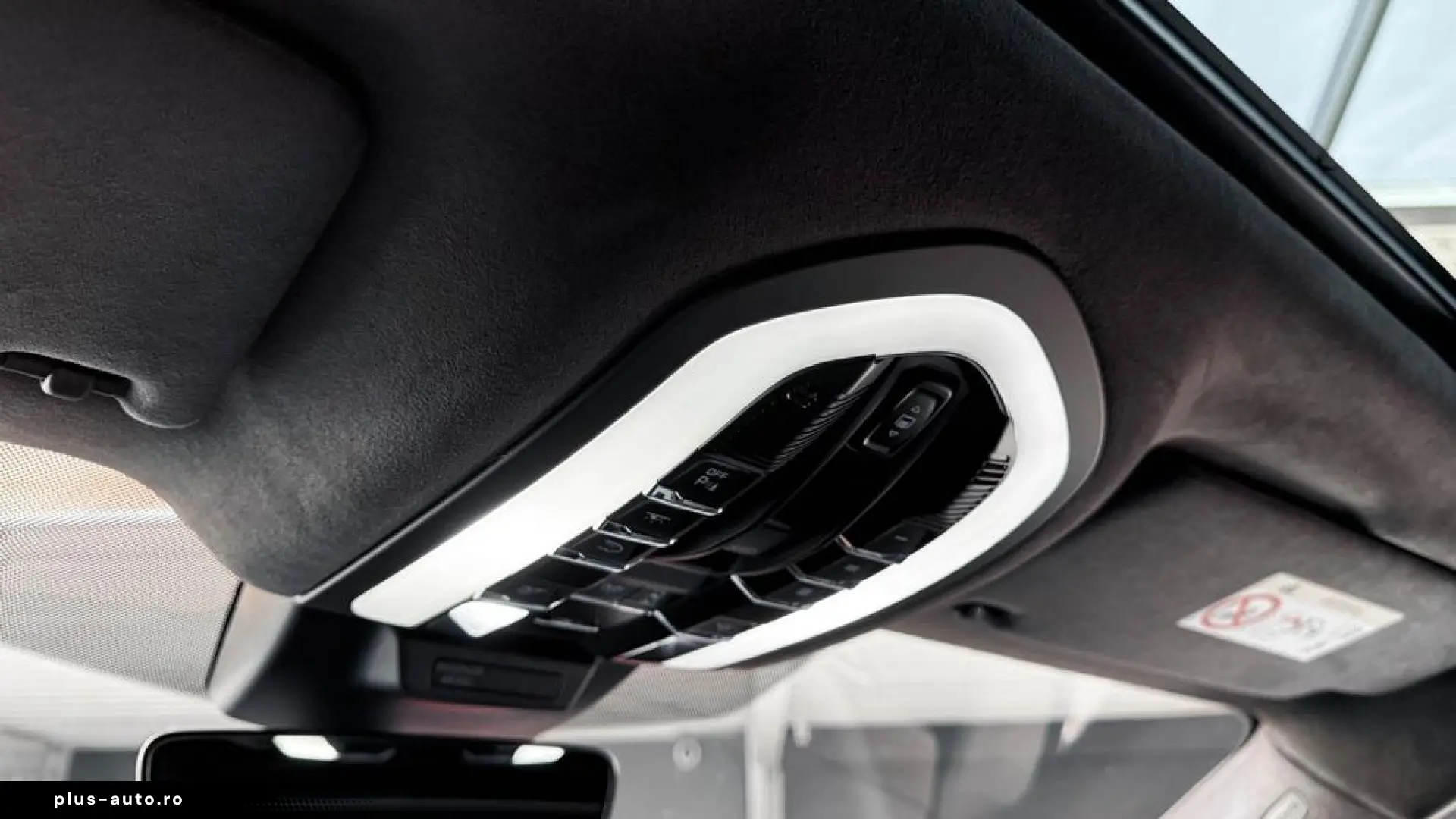 Porsche Macan GTS Approved 2028 Pano