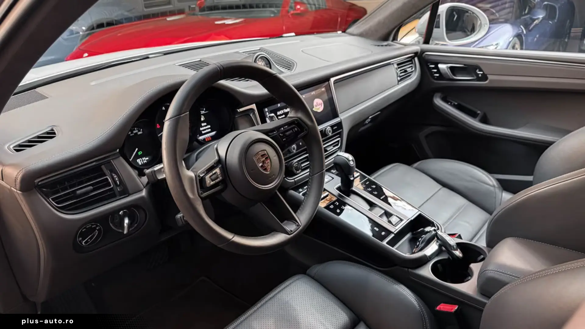Porsche Macan GTS Approved 2028 Pano