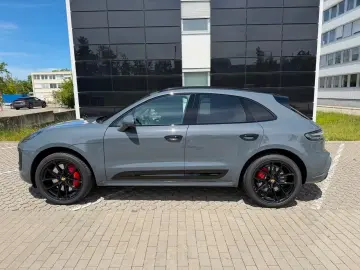 Porsche Macan GTS Abgassport Panorama approved