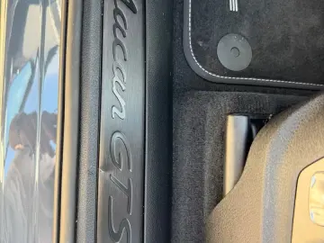 Porsche Macan GTS Abgassport Panorama approved