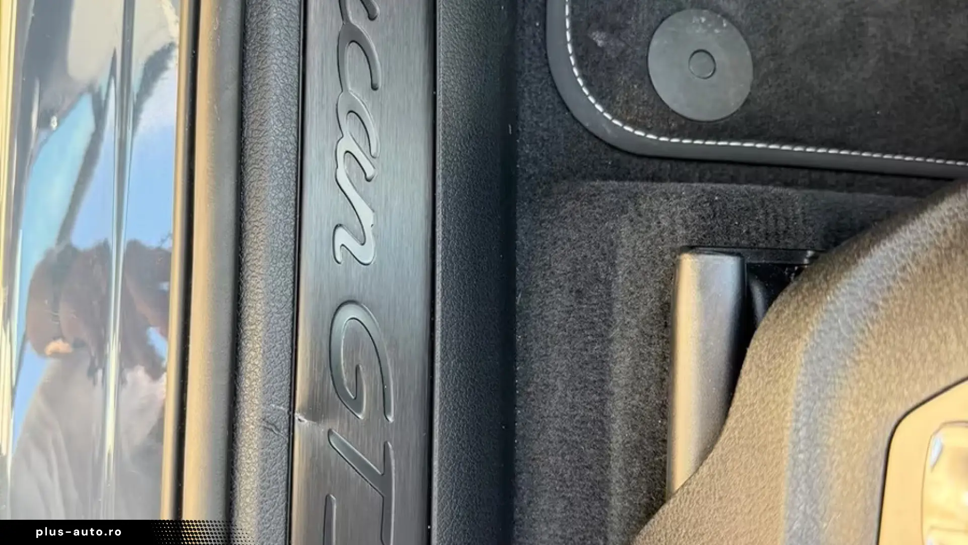Porsche Macan GTS Abgassport Panorama approved