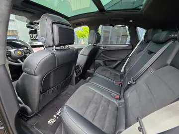 Porsche Macan GTS Sthzg Acc Pano PSCB Ahk
