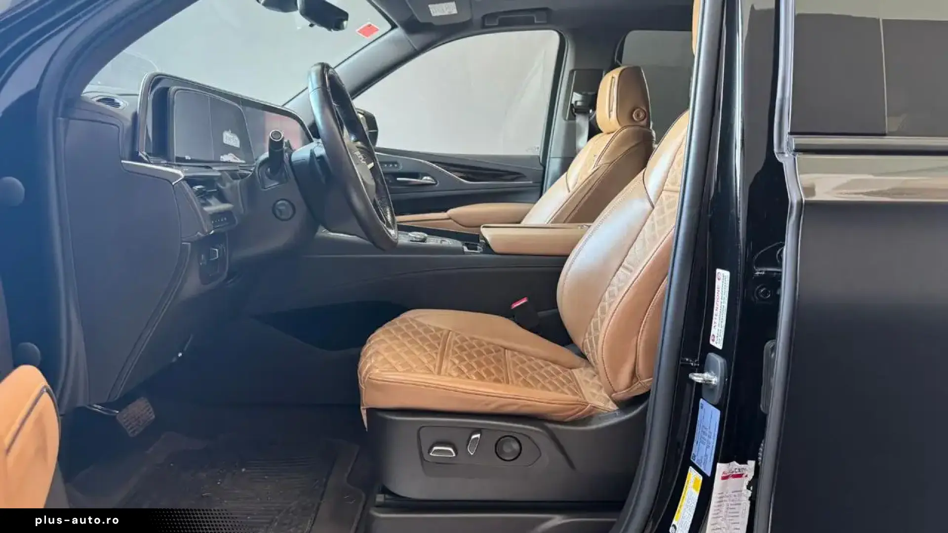 Cadillac Escalade 3.0 Diesel AWD   7 LOCURI   PANO   360