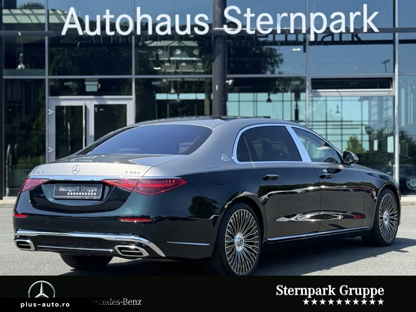 MERCEDES-BENZ Maybach S 580 First-Class Chaffeur HUD