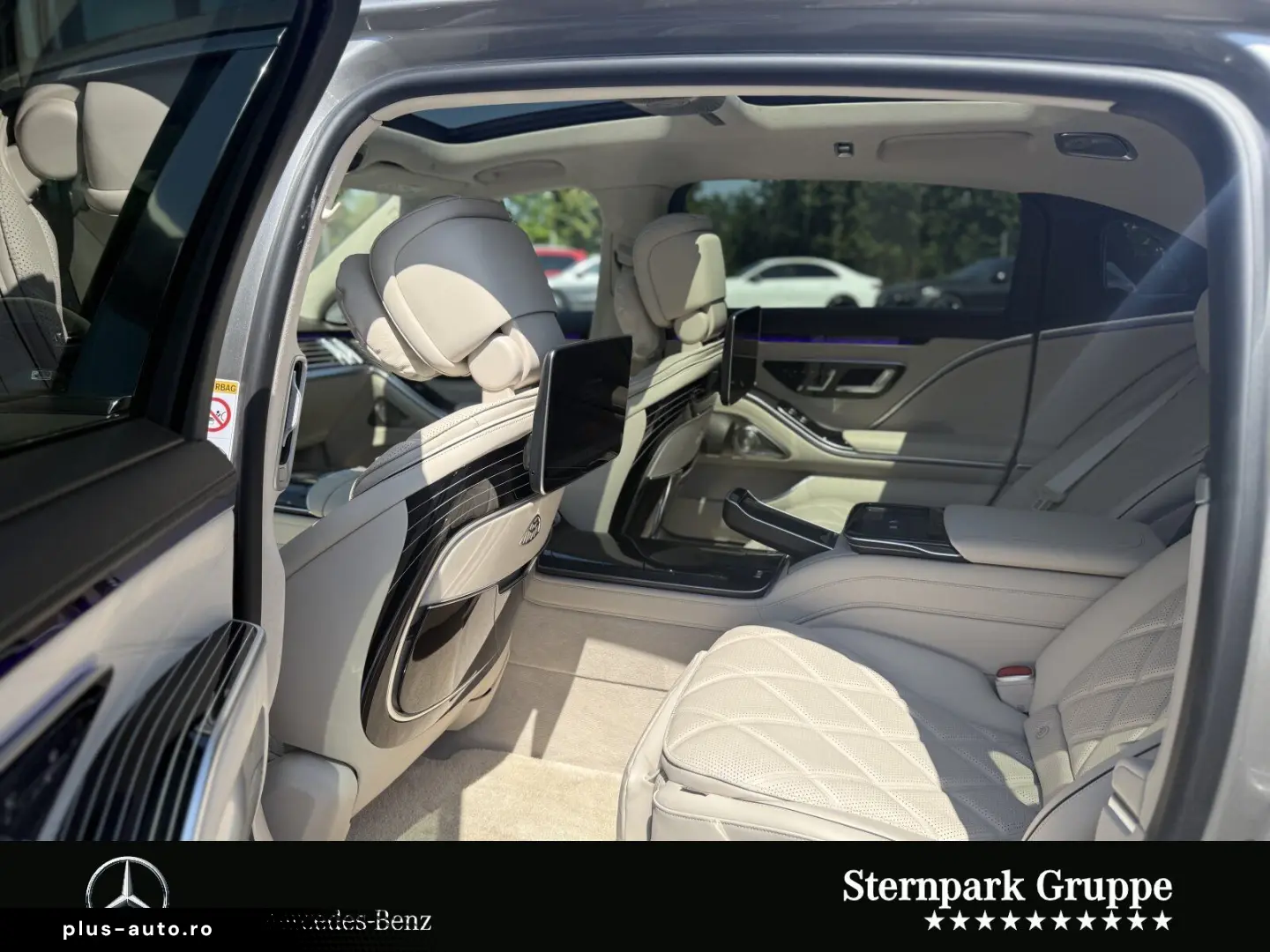 MERCEDES-BENZ Maybach S 580 First-Class Chaffeur HUD