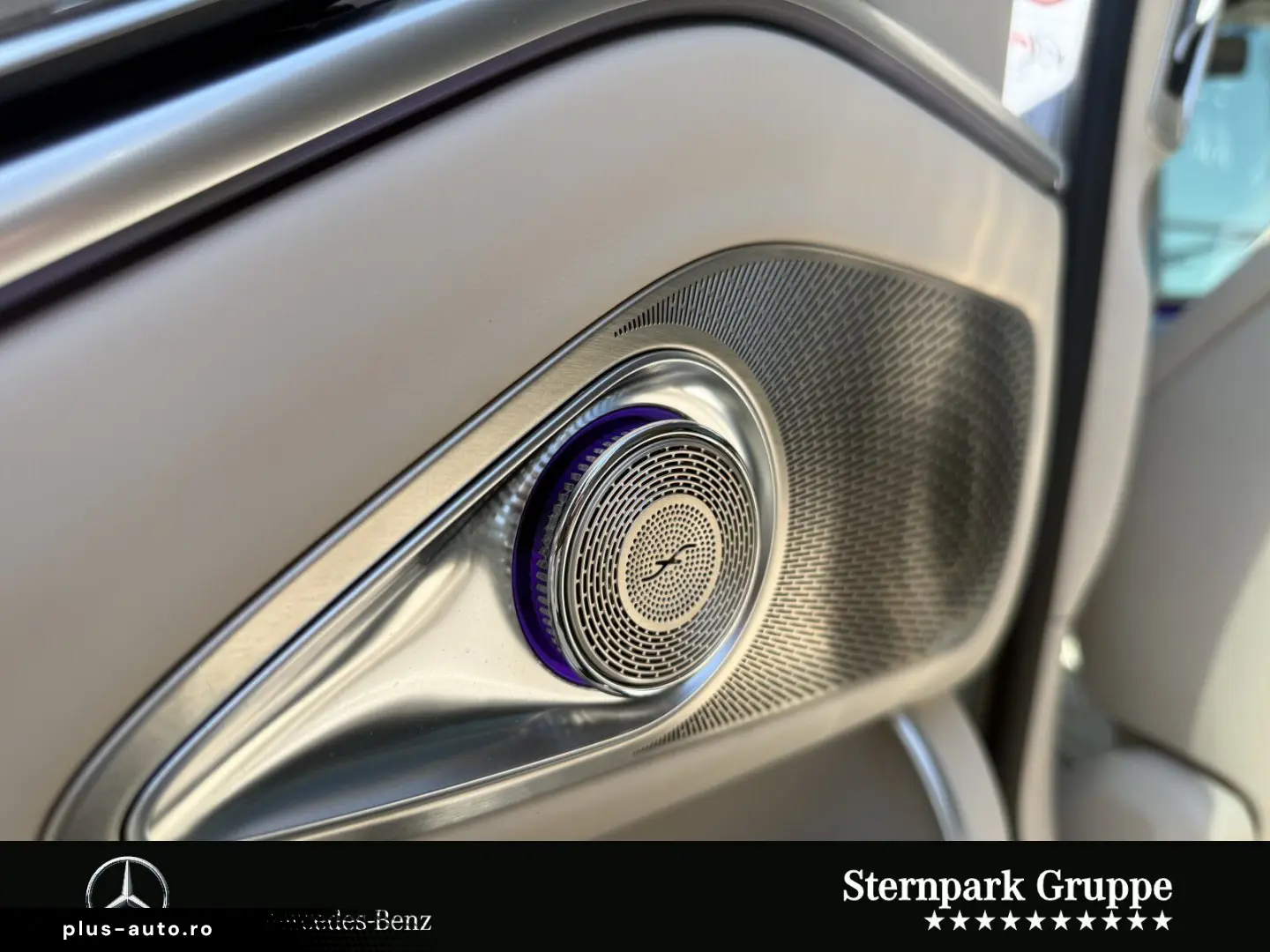 MERCEDES-BENZ Maybach S 580 First-Class Chaffeur HUD