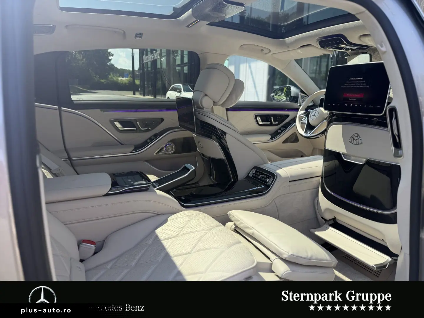 MERCEDES-BENZ Maybach S 580 First-Class Chaffeur HUD