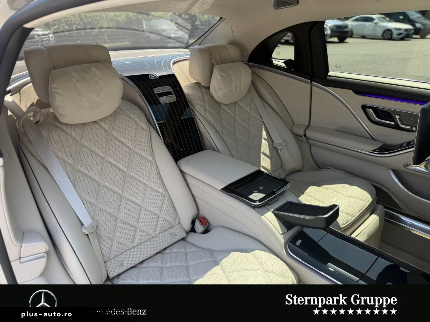 MERCEDES-BENZ Maybach S 580 First-Class Chaffeur HUD