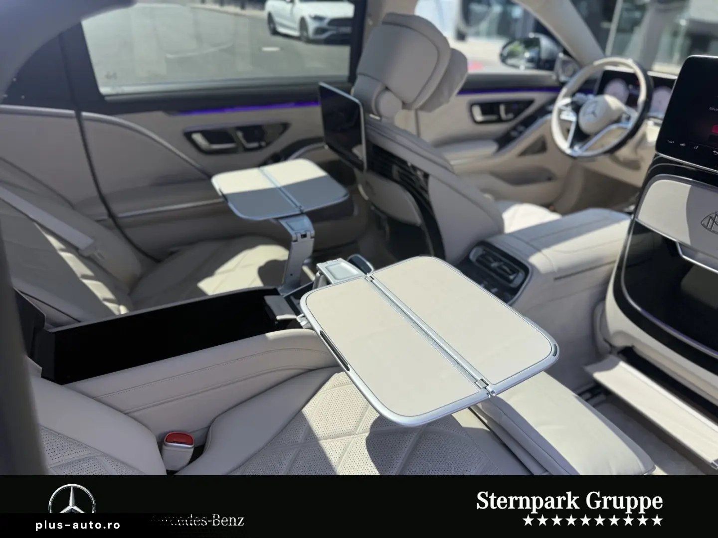 MERCEDES-BENZ Maybach S 580 First-Class Chaffeur HUD