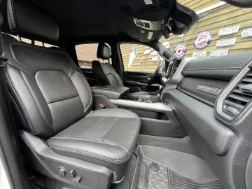 RAM 1500 Sport Crew Cab   5.7 HEMI V8   LPG   4x4