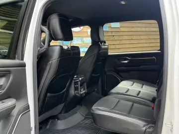 RAM 1500 Sport Crew Cab   5.7 HEMI V8   LPG   4x4