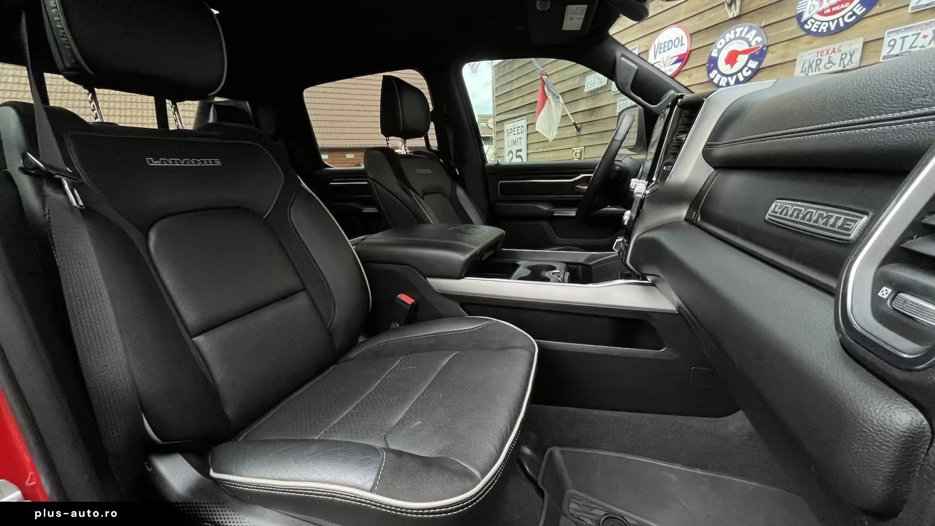 RAM 1500 Laramie Night Edition   5.7 HEMI eTorque
