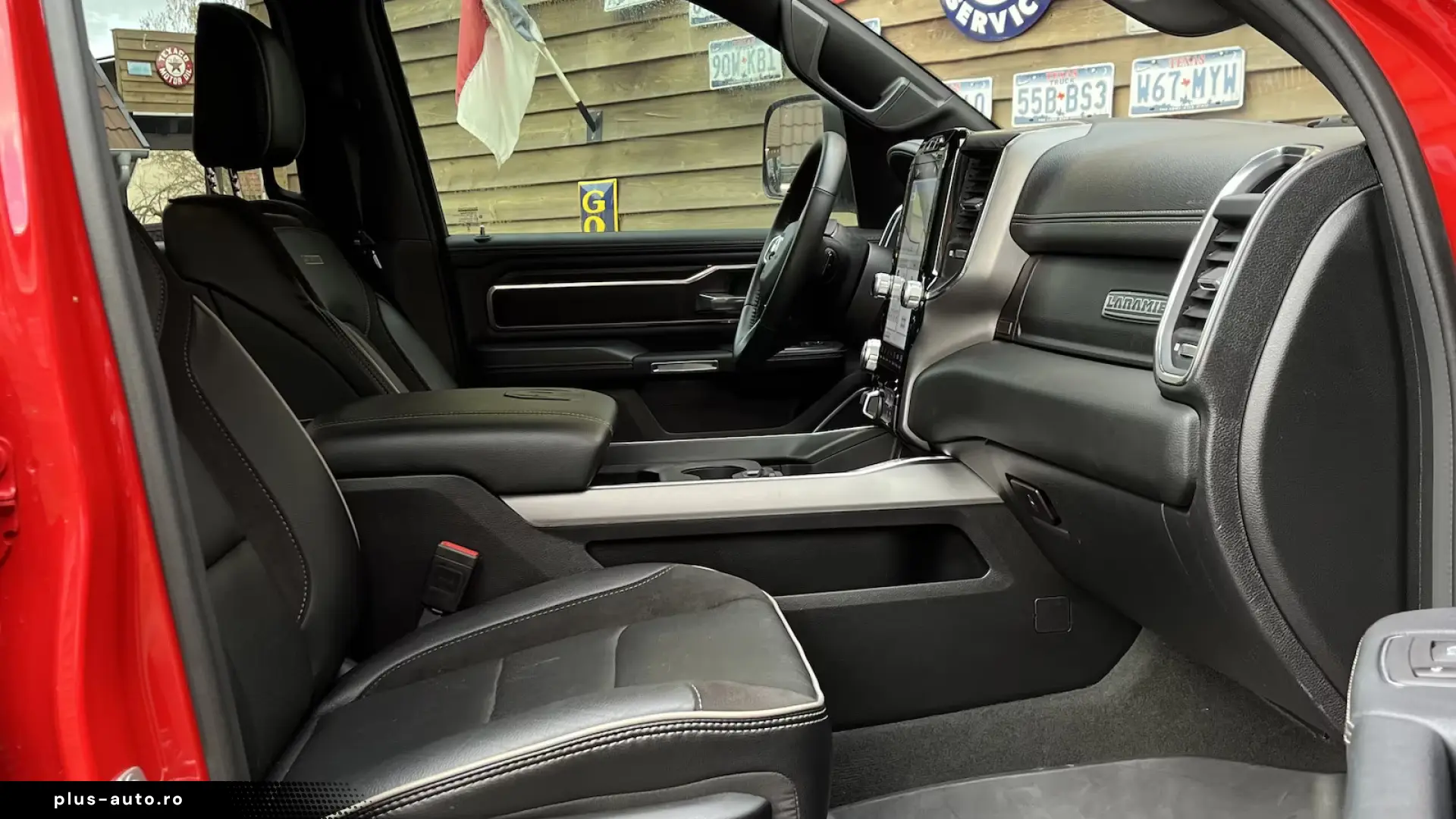RAM 1500 Laramie Night Edition   5.7 HEMI eTorque