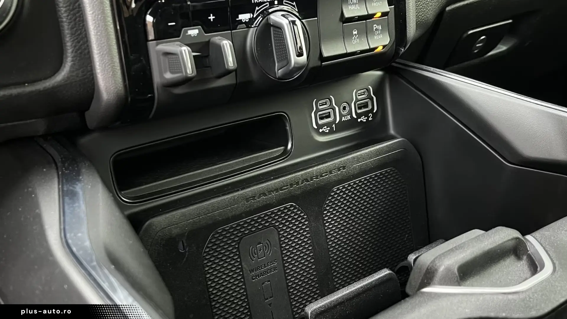 RAM 1500 Laramie Night Edition   5.7 HEMI eTorque